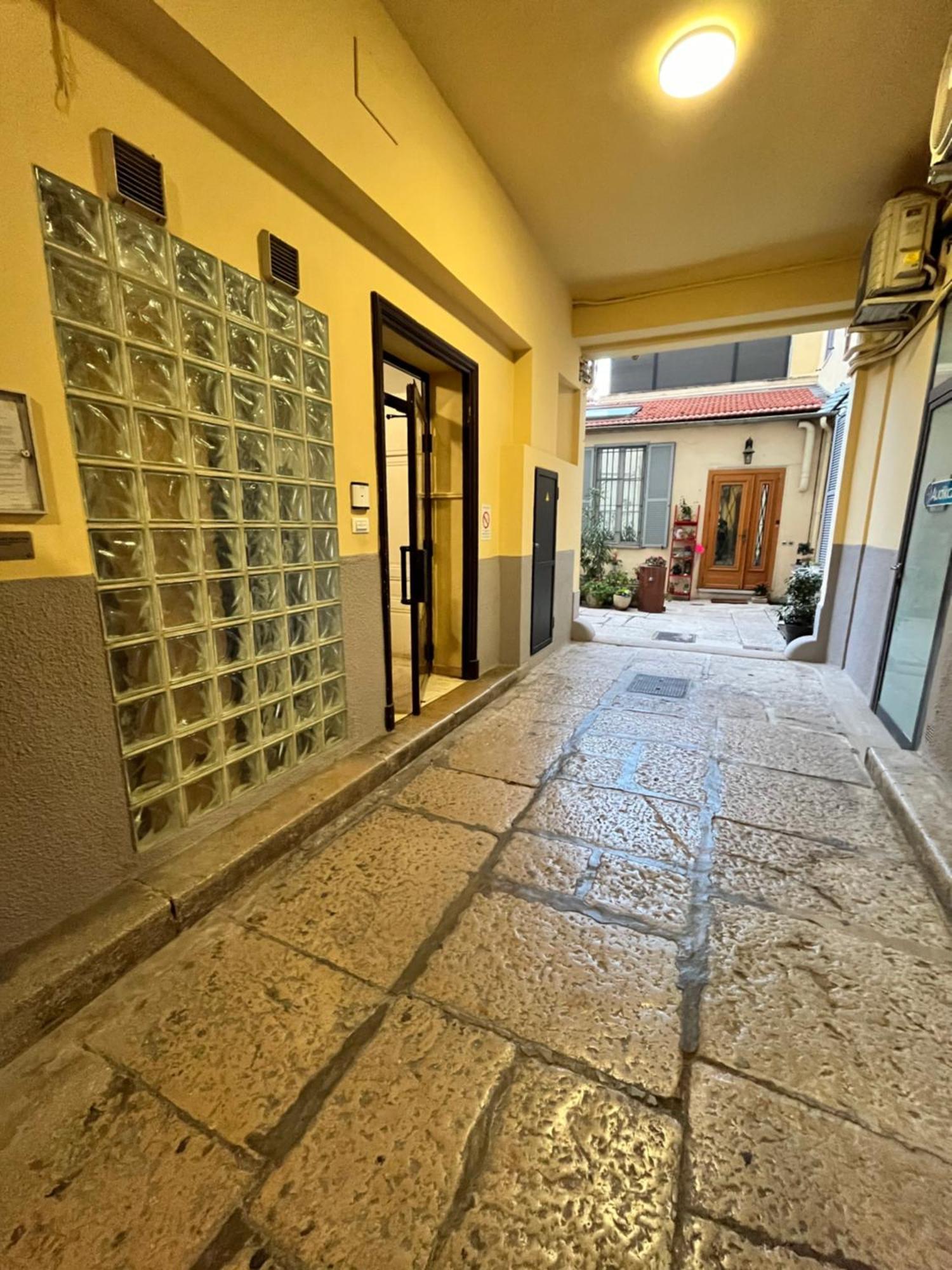 Prato Home - Apartment Near The Beach In Menton Bagian luar foto